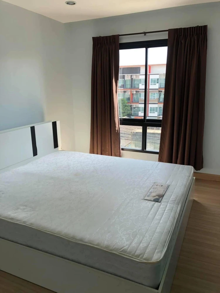 For rent D 2 Bangsaen, a nice room, comes with complete decorations, book now, don't miss it.