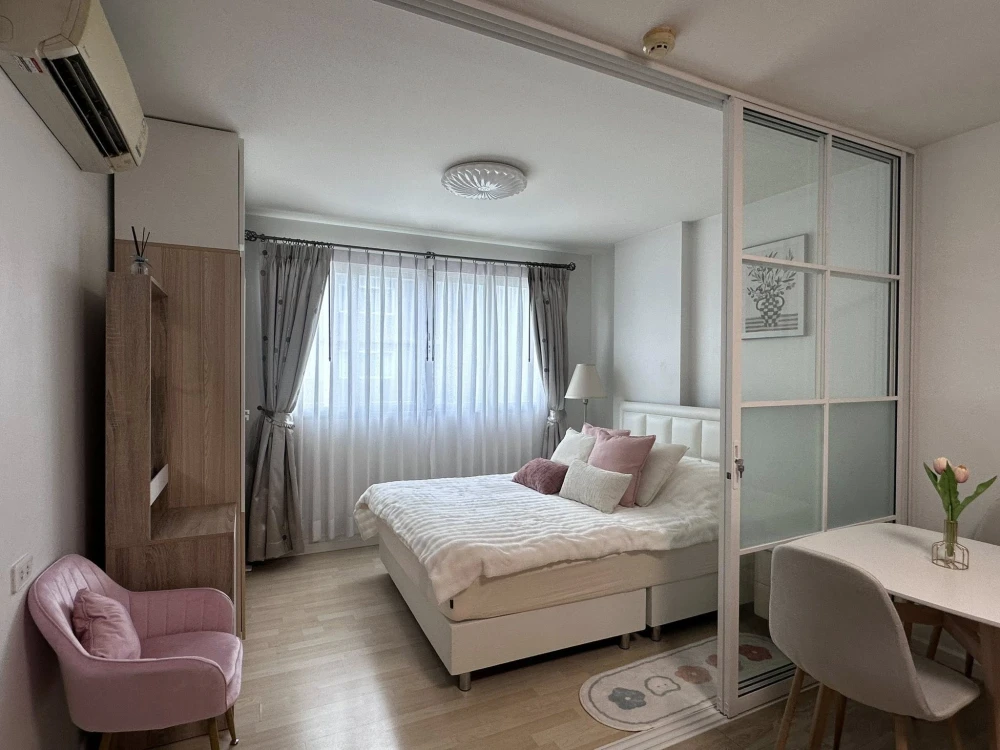 For rent: D Condo Onnut-Suvarnabhumi. The room is partitioned into separate, clearly defined zones. Amazing price! Book now!