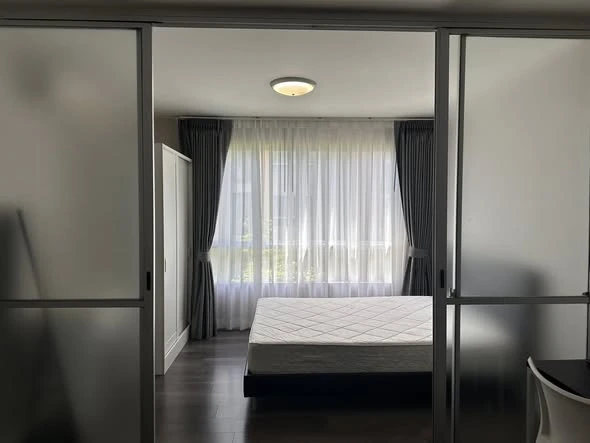 For rent: Dcondo Campus Resort Bangna, corner unit offering privacy and beautiful garden view, fully furnished. Book now!