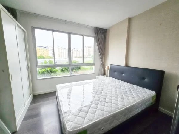 For rent dcondo Campus Resort Rangsit, 3rd floor, nice room, comes with complete decorations, book now.