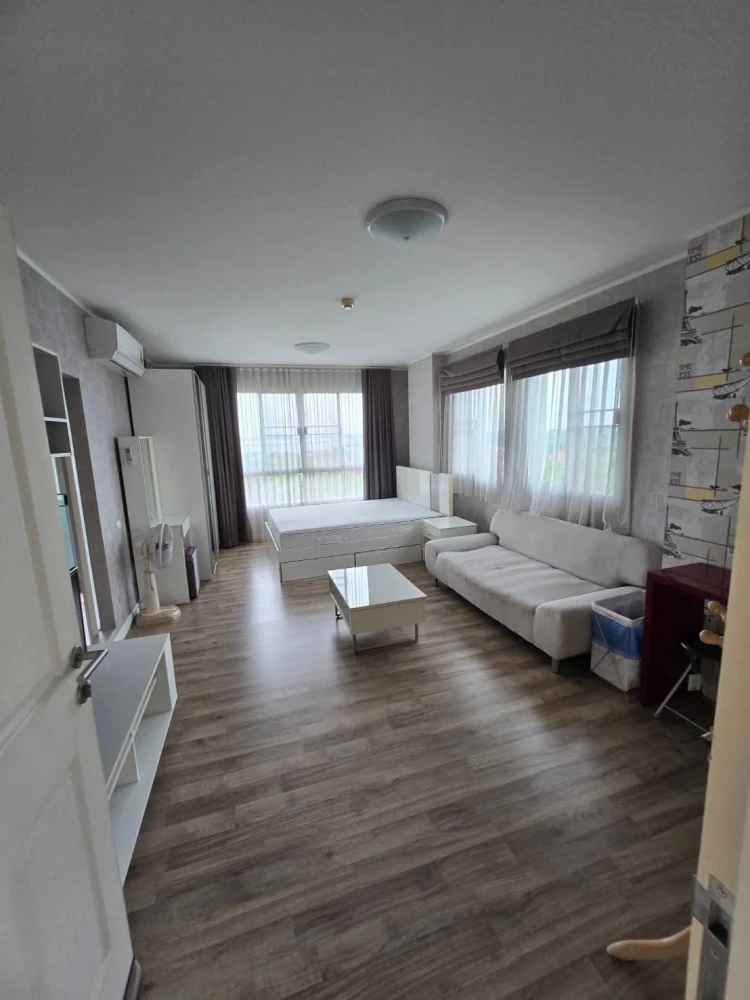 For rent: dcondo Campus Resort Rangsit 2, 8th floor, beautiful view, fully furnished, ready to move in, reserve now, urgently.