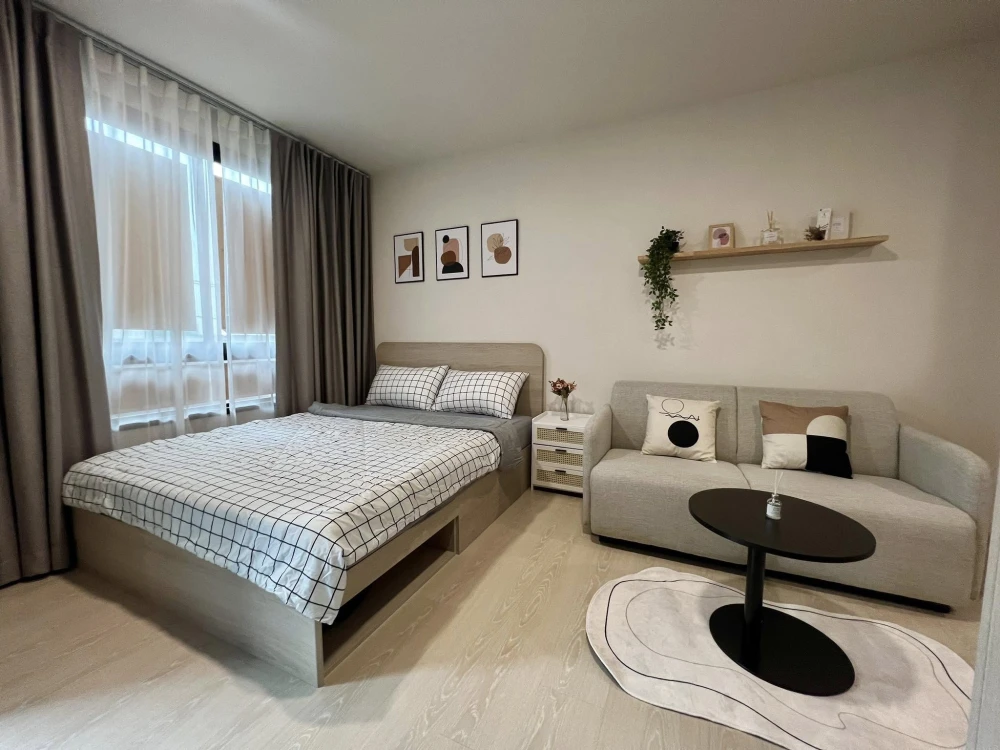 For rent dcondo hype rangsit 4th floor, outside view, fully furnished room, ready to move in, interested, book now, don't miss out.