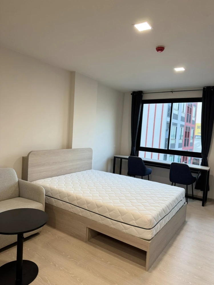 For rent: dcondo hype rangsit, 7th floor, fully furnished room, move in with your bags immediately. If interested, hurry and reserve now.