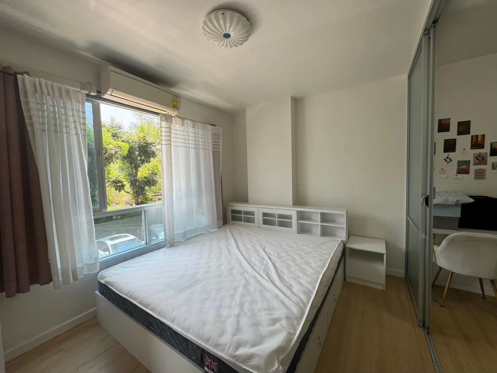 For rent: Dcondo Sukhumvit 109, 2nd floor, corner room, partitioned room, fully furnished. Interested? Book now. Don't miss out.