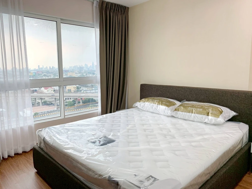 Diamond Sukhumvit condo for rent, 18th floor, stunning unobstructed view, fully furnished with appliances. Book now!