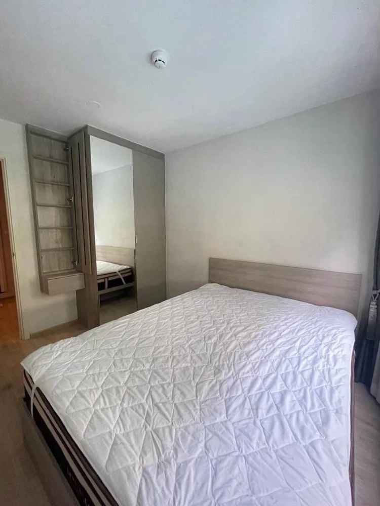 For rent Elio Del Moss Phaholyothin 34, spacious room, ready to move in, fully furnished + electrical appliances, book now before you miss out!!