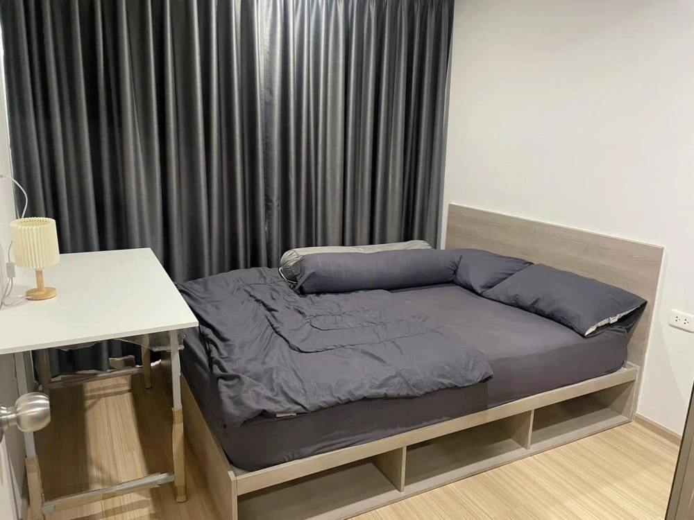 For rent: Elio Del Moss Phaholyothin 34, 7th floor room, lots of usable space. Fully decorated Just carry your bag and move in.