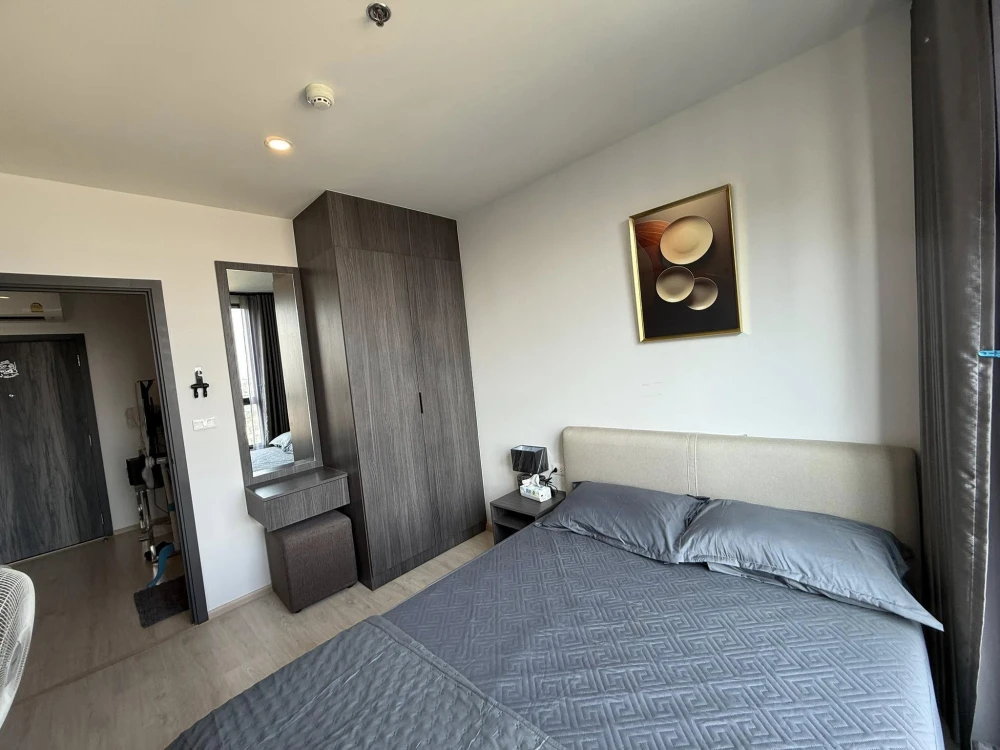 For rent Elio del nest, 30th floor, fully furnished room, nice to live in. If you don't book, you'll miss out. Hurry!