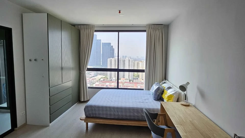 For rent Elio Del Nest, Building G, 23rd floor, beautiful city view from high angle, with minimalist style furniture. You must book this.