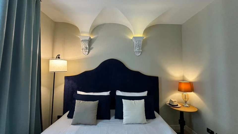 Spacious and comfortable condo for rent at Espana Condo Resort Pattaya. Fully furnished with all amenities. Just bring your suitcase and move in!