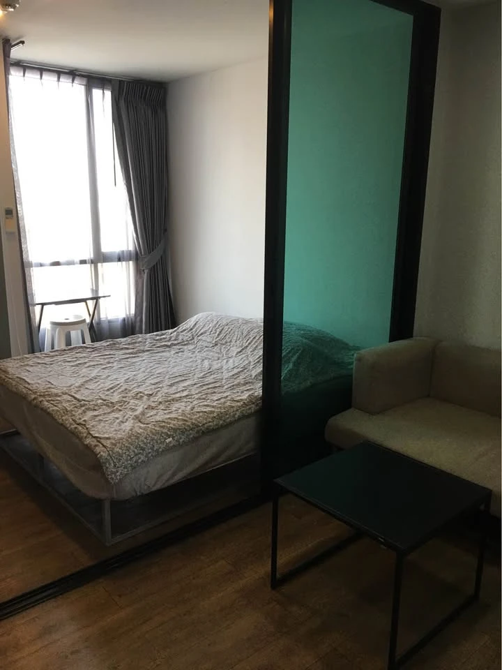 For rent: Esta Bliss Studio, 24 sq m., 180-degree city view, no buildings blocking the view, no noise, very worth booking.