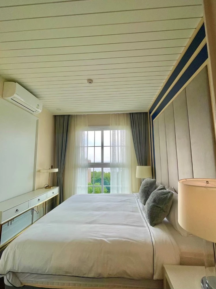 For rent: Florida Beachfront Condo Resort Pattaya, 2 bedrooms, beautiful room, fully furnished, nice to live in, book now, urgently.