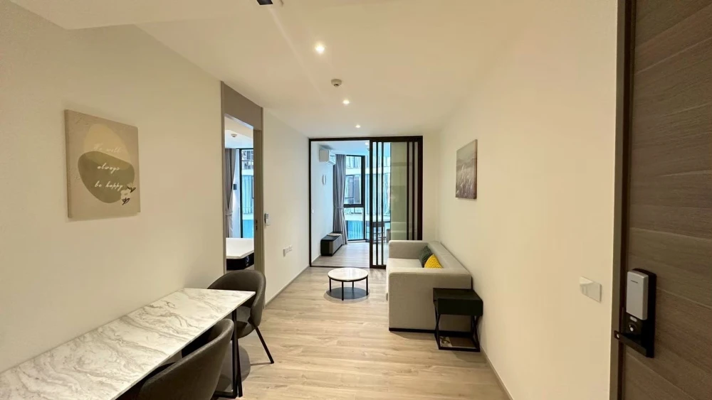 Fynn Asoke for rent, fully furnished with all necessary features and appliances, ready to move in immediately. Don't miss out!