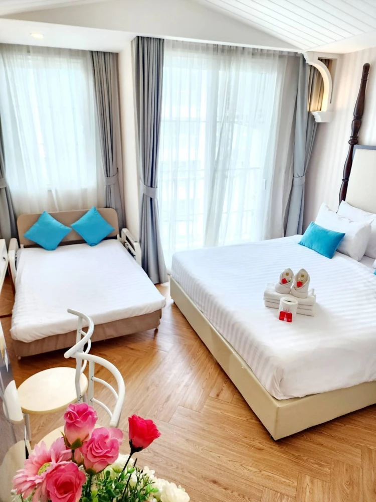 For rent GRAND FLORIDA BEACHFRONT CONDO RESORT PATTAYA, 6th floor, city view, fully furnished, book now