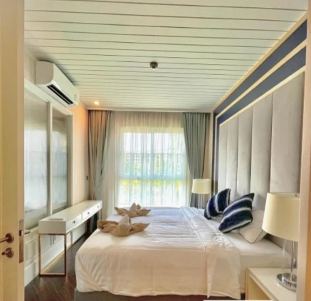 Grand Florida Beachfront Condo Resort Pattaya for rent. Fully furnished and ready to move in. Book now!