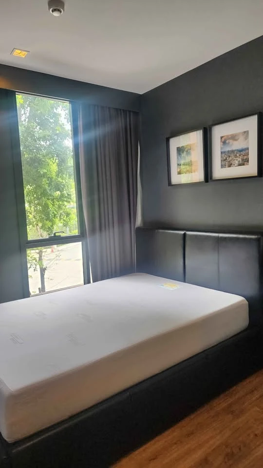 For rent: HASU HAUS, a lovely room with complete furniture and electrical appliances. Don't miss out on this great deal.