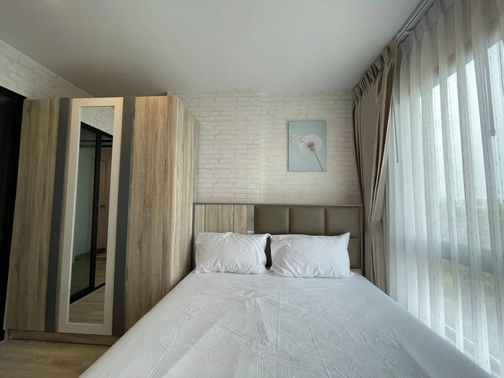 For rent: Hi Ladprao 130, 28.4 sq m, 5th floor, fully furnished.