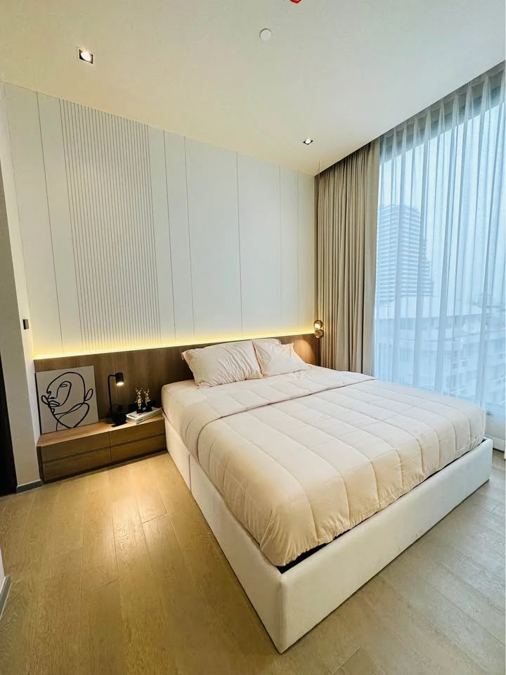 Hyde Heritage Thonglor for rent, 1 bedroom, 1 bathroom, beautifully decorated, with a cool theme, plenty of usable space. Hurry and reserve now!