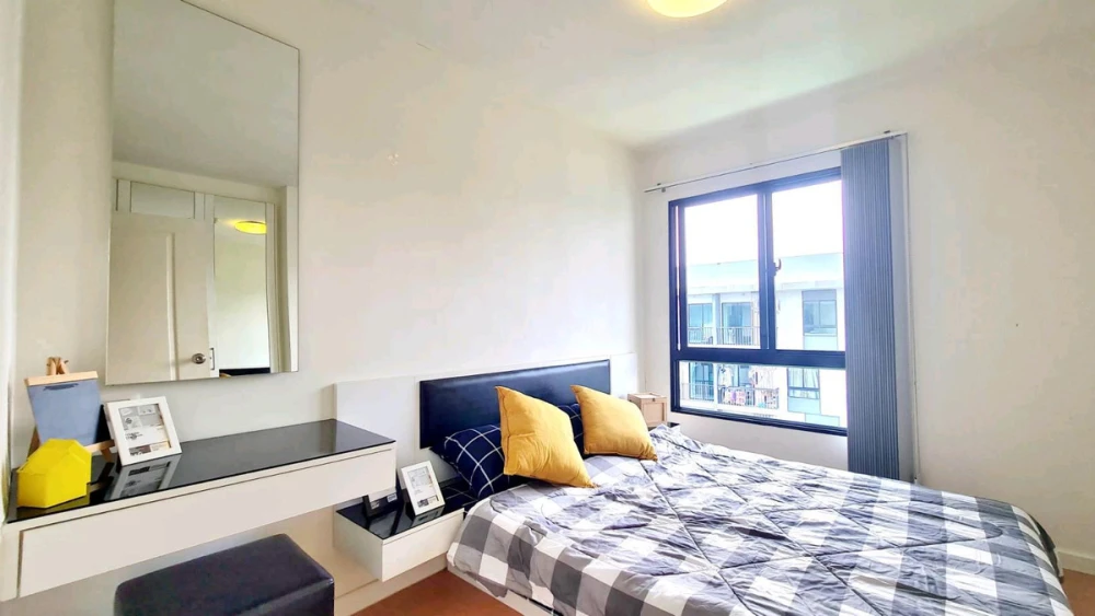 For rent: I Condo Sukhumvit 105, 8th floor, pool view, fully furnished. Book now! (Quickly!)