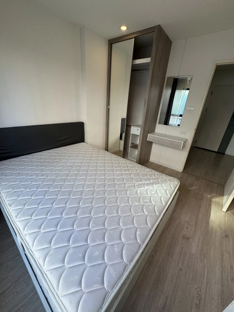 For rent: iCondo Green Space Sukhumvit 77, a nice room on the 3rd floor, fully furnished. Reserve now!