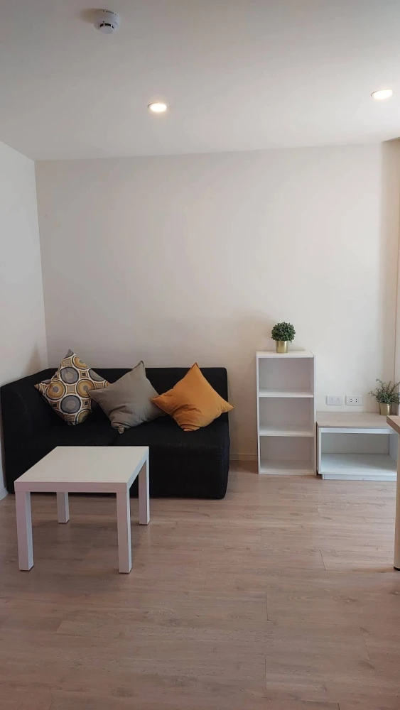 For rent: iCondo Green Space Sukhumvit 77, a nice room, fully furnished, just bring your bags and move in.