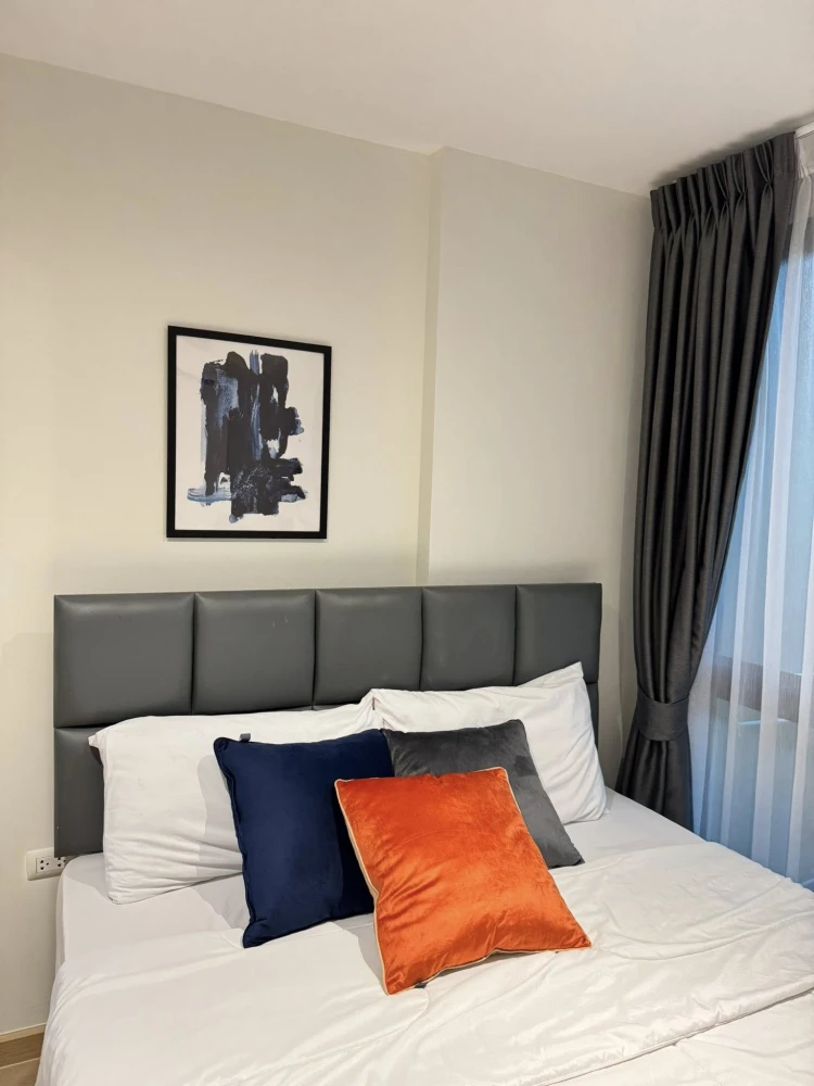 For rent: ICondo Serithai Green Space, nice room, 1st floor, good location, convenient transportation, fully furnished, reserve now.