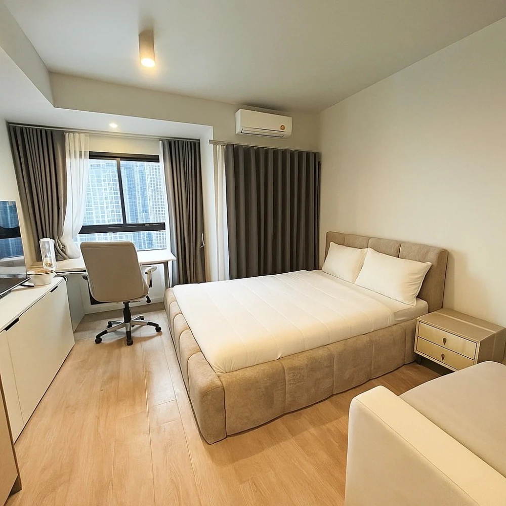 IDEO Rama 9-Asok for rent, corner room with privacy, 24th floor, high view, great price, hurry and reserve before it's too late.