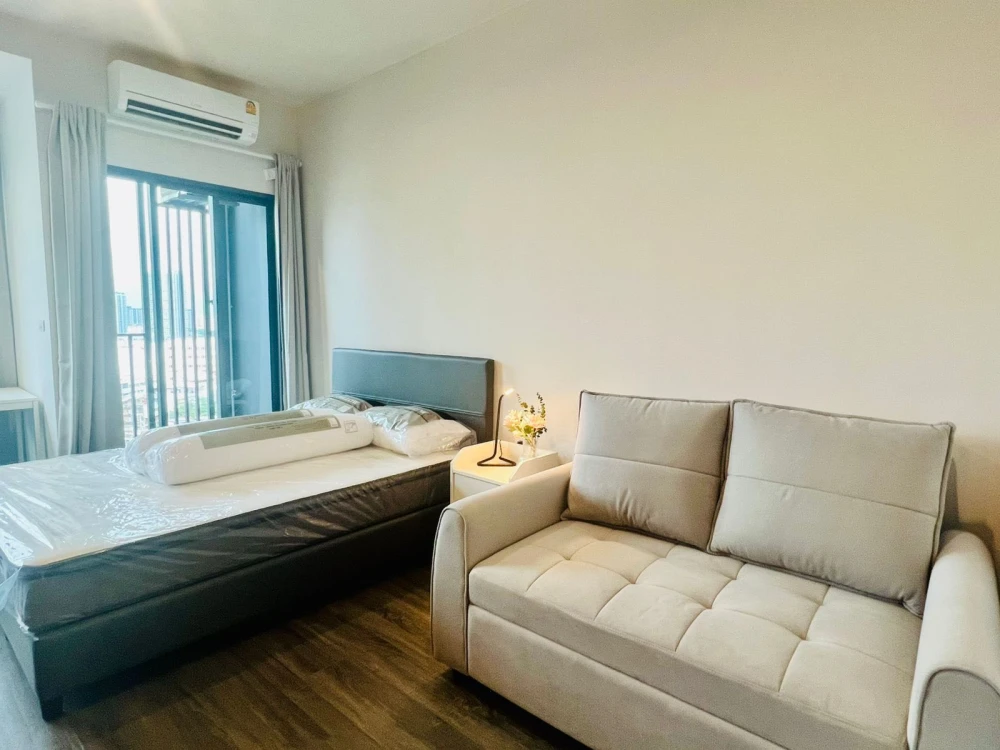 For rent Ideo Sukhumvit - Rama 4 has complete electrical appliances, such as a large screen TV, washing machine and dryer. Ready to reserve now.