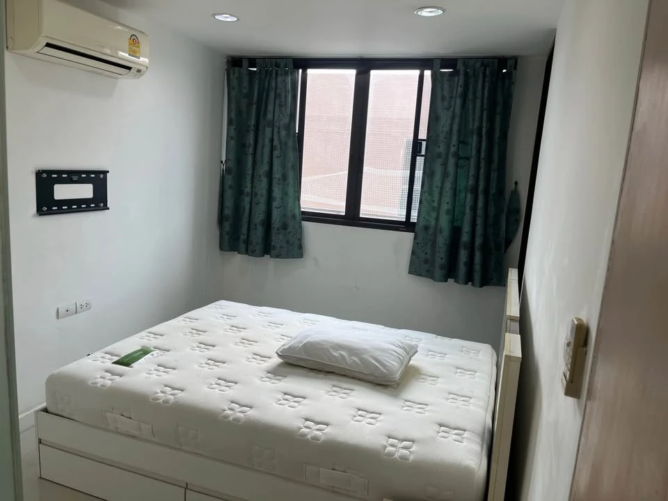 For rent: Ideo BluCove Sathorn, spacious room, ready to move in, fully furnished, hurry and reserve now!