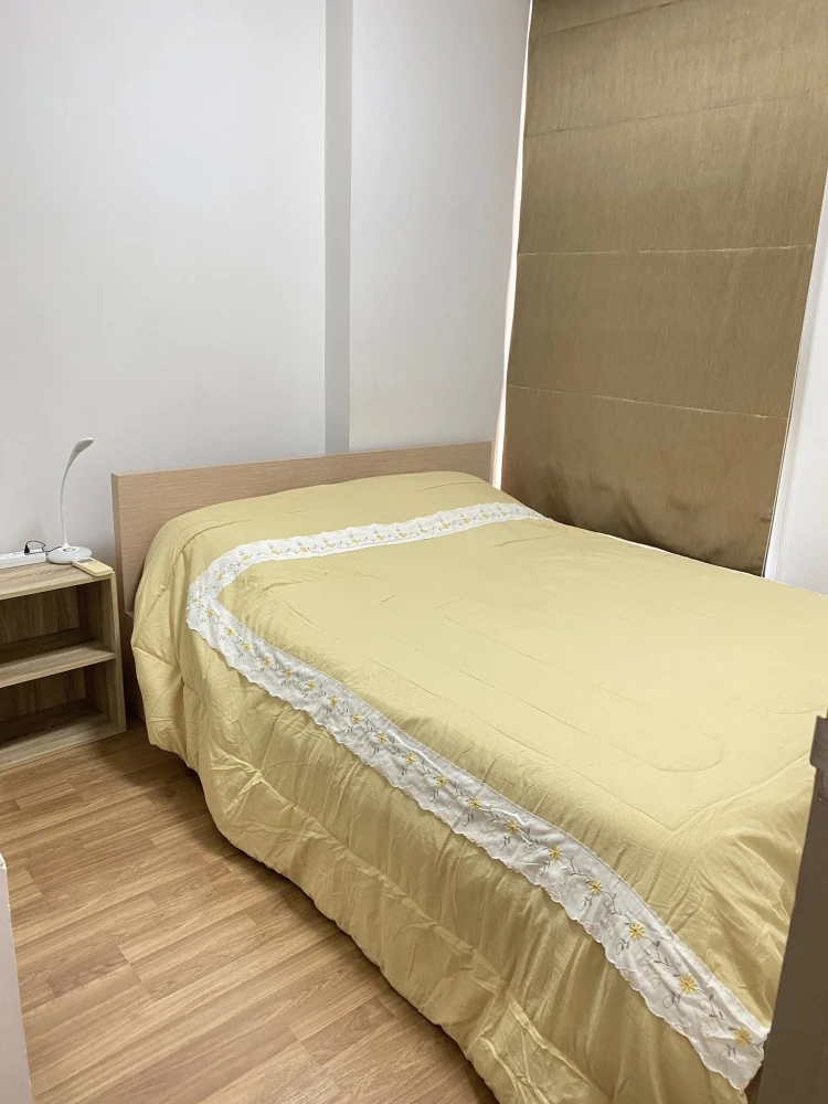 For rent: Ideo Mix Sukhumvit 103, 30.5 sq m, 1 bedroom unit. Right next to the BTS Skytrain, super convenient location. Don't miss out!