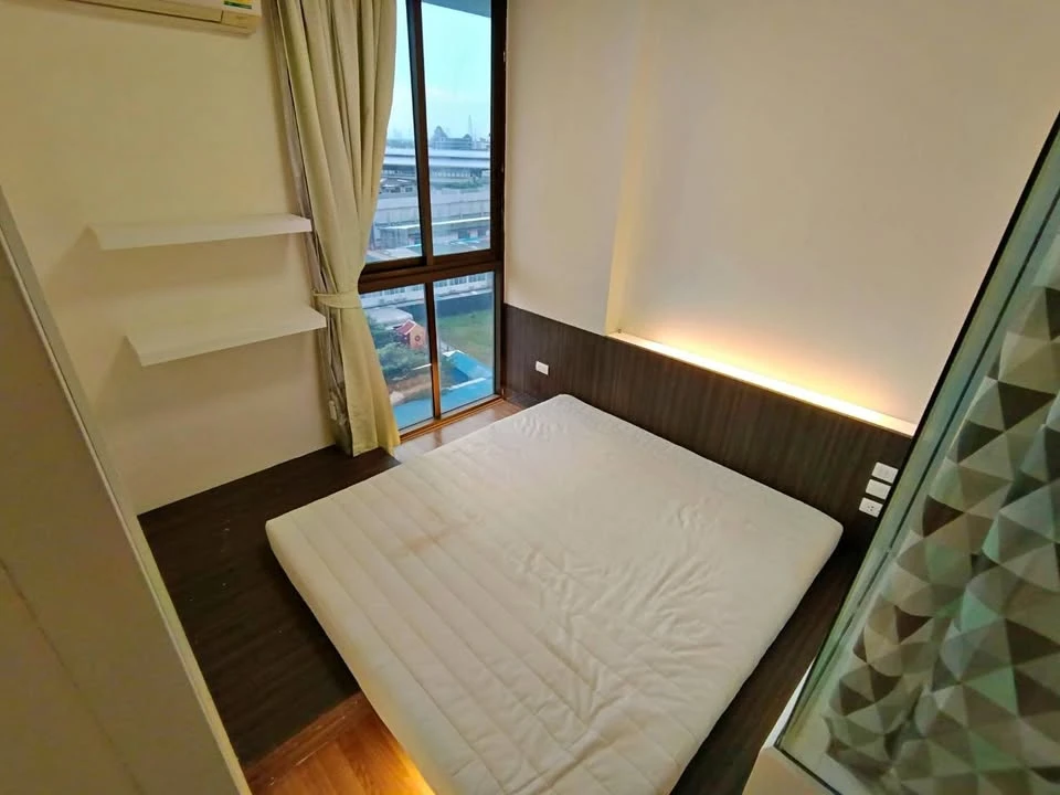 Spacious and comfortable room for rent at Ideo Mix Sukhumvit 103. Fully furnished. Book now!