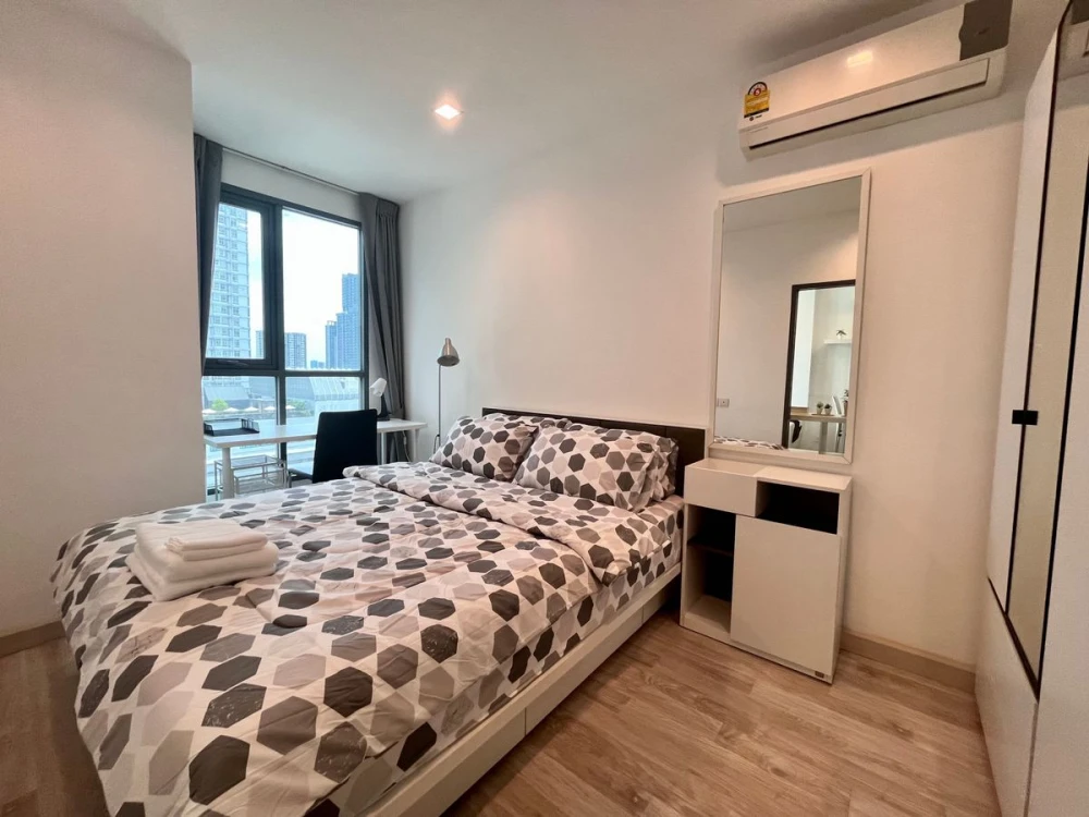 For rent: Ideo Mobi Sukhumvit, beautiful room, fully furnished, ready to move in. Book now!