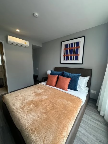 For rent: Ideo Mobi Sukhumvit 40, beautifully decorated room, good location, fully equipped with facilities, don't miss it.