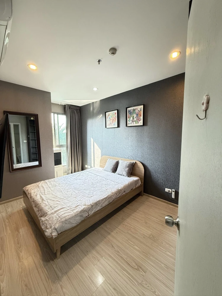 For rent: IDEO Mobi Sukhumvit Eastgate, 6th floor, corner unit, pool and greenery view. Fully furnished with appliances. Book now!