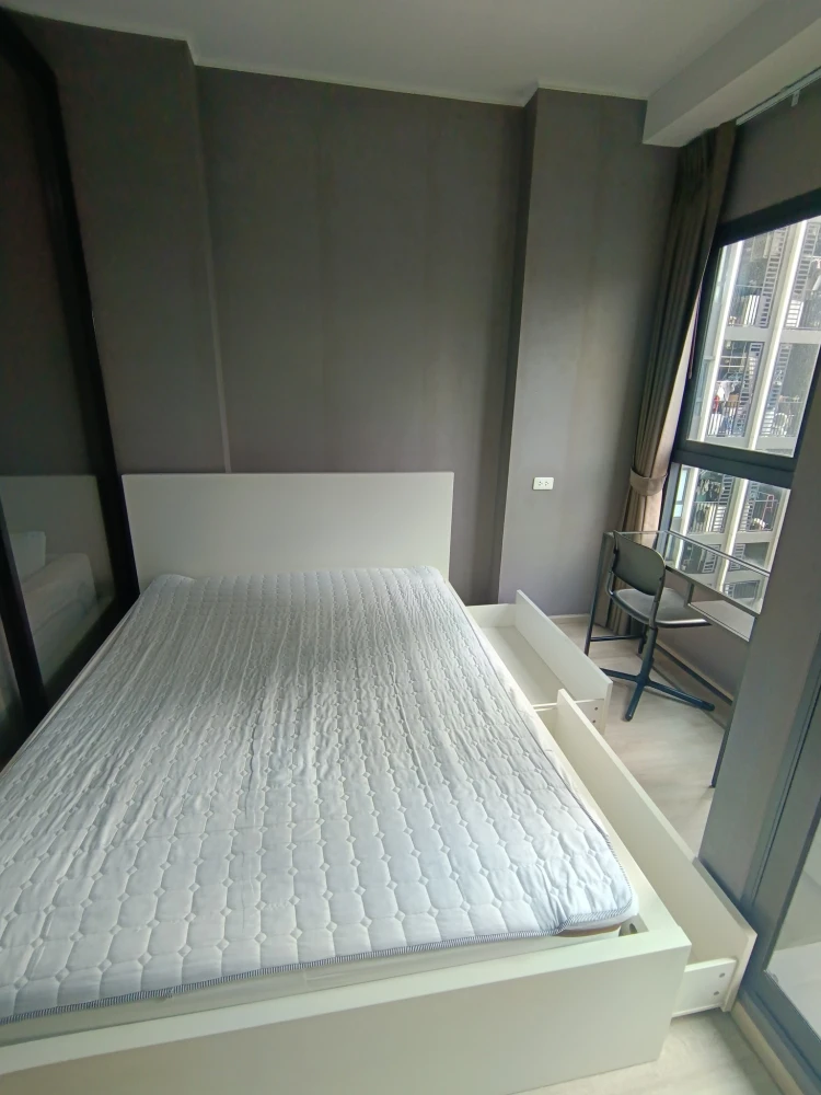 For rent: IDEO NEW Rama 9, 8th floor, quiet, no noise disturbance, fully furnished and equipped. You will regret it if you miss it.