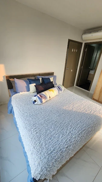 For rent: Ideo O2, 2 bedrooms, 2 bathrooms, beautifully furnished and fully equipped. Spacious living area. What are you waiting for?