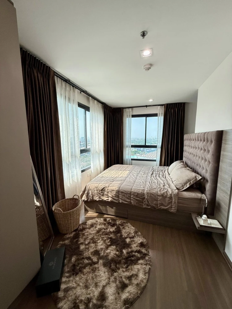 For rent: IDEO Phahol-Jatujak, 22nd floor. Nice, fully furnished unit. Book now! Don't miss out!