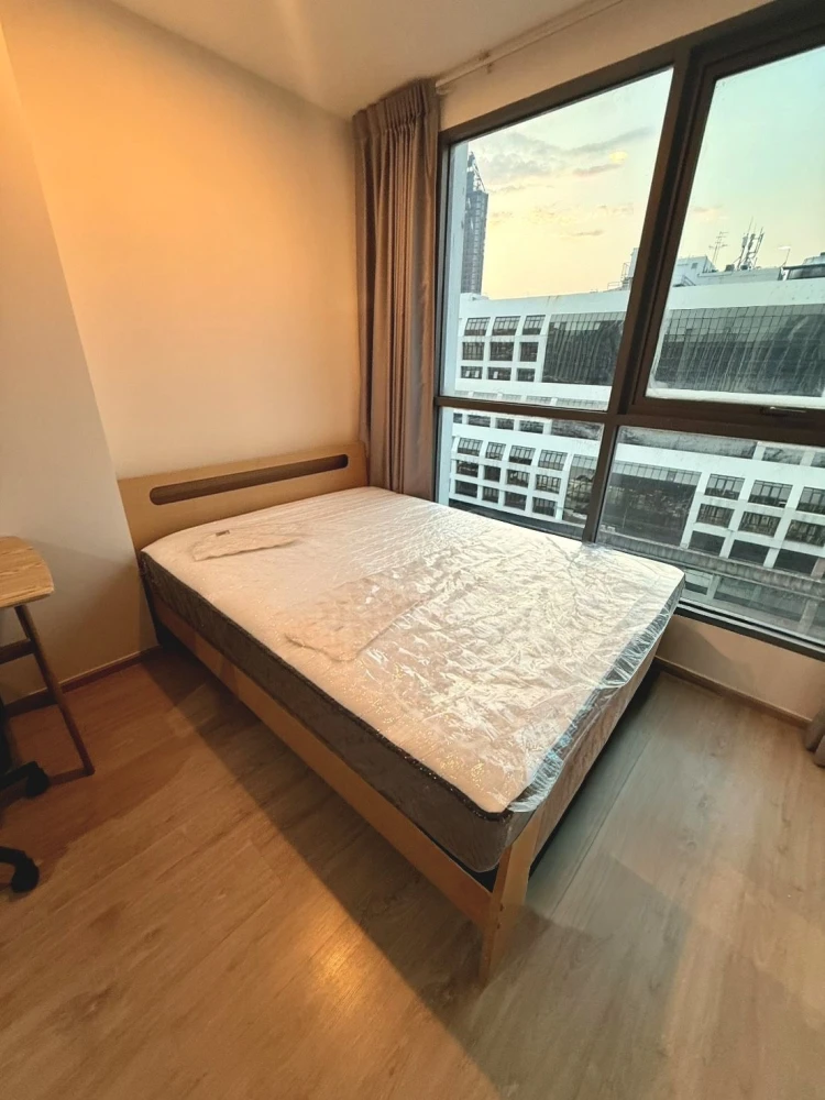 For rent: Ideo Q Chula–Samyan. Nice room, great location. Fully furnished with complete amenities. Book now!