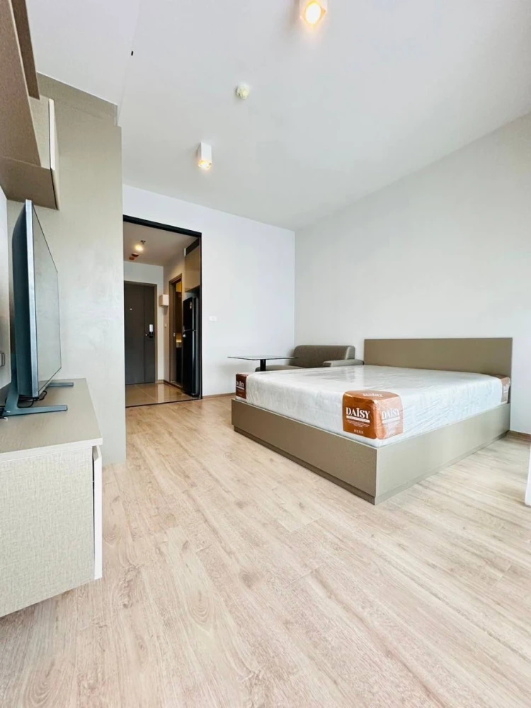 For rent: IDEO RAMA 9–ASOKE 1-bedroom unit, fully furnished. Just bring your suitcase and move in!