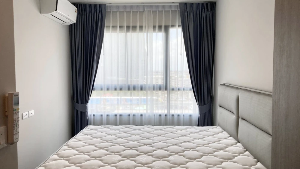 For rent: Ideo Ramkhamhaeng - Lam Sali Station, a nice room, fully furnished, book now.