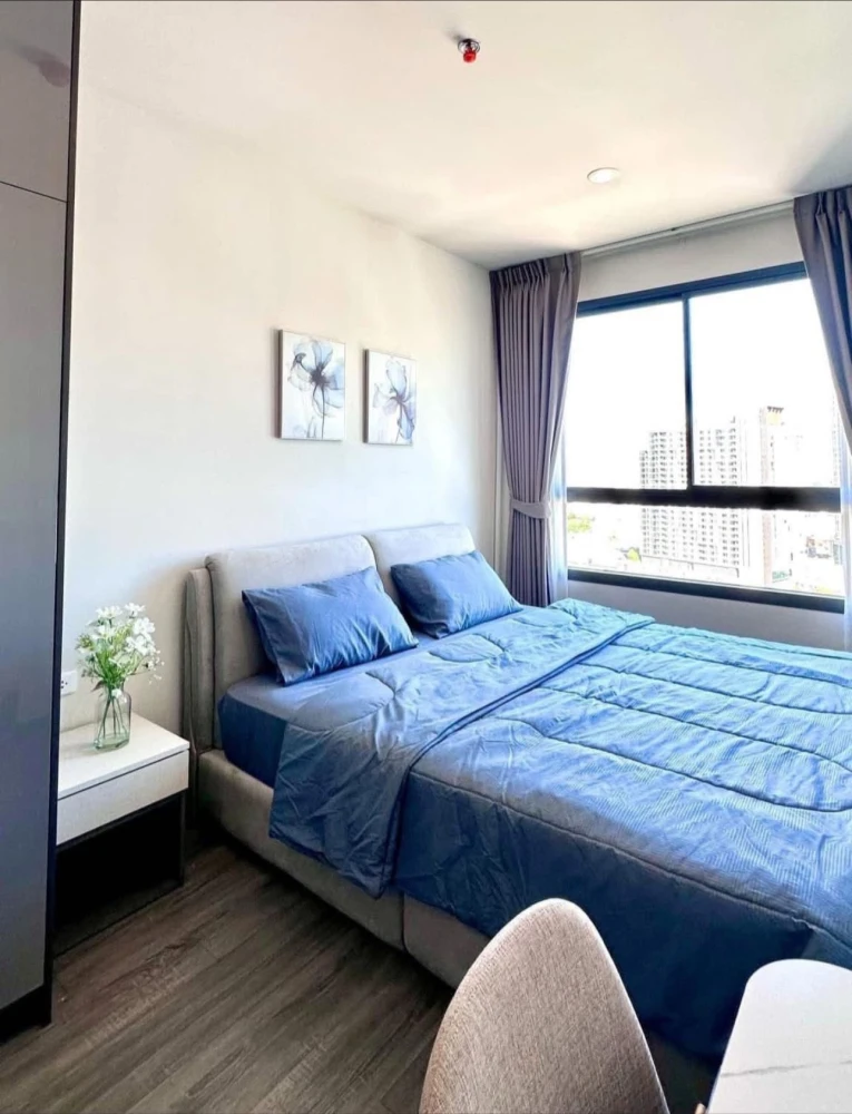 For rent: Ideo Sukhumvit - Rama 4, 20th floor, beautiful view from high angle, fully furnished, ready to move in.