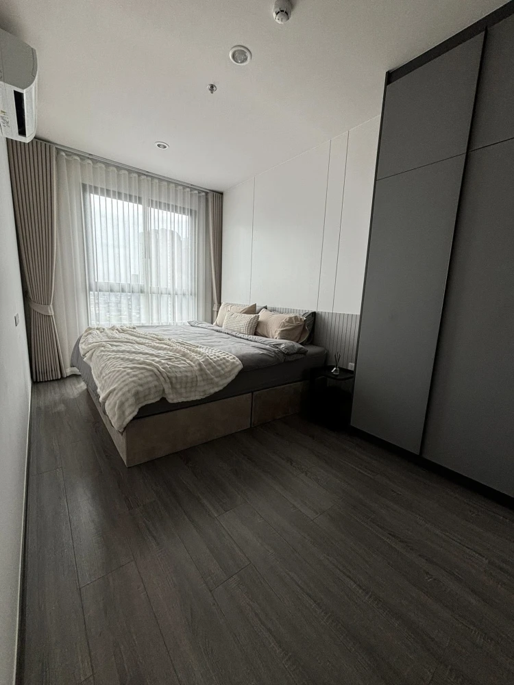 For rent: Ideo Sukhumvit - Rama 4, spacious room, lots of usable space, good location, beautiful view of the Chao Phraya River, reserve now!