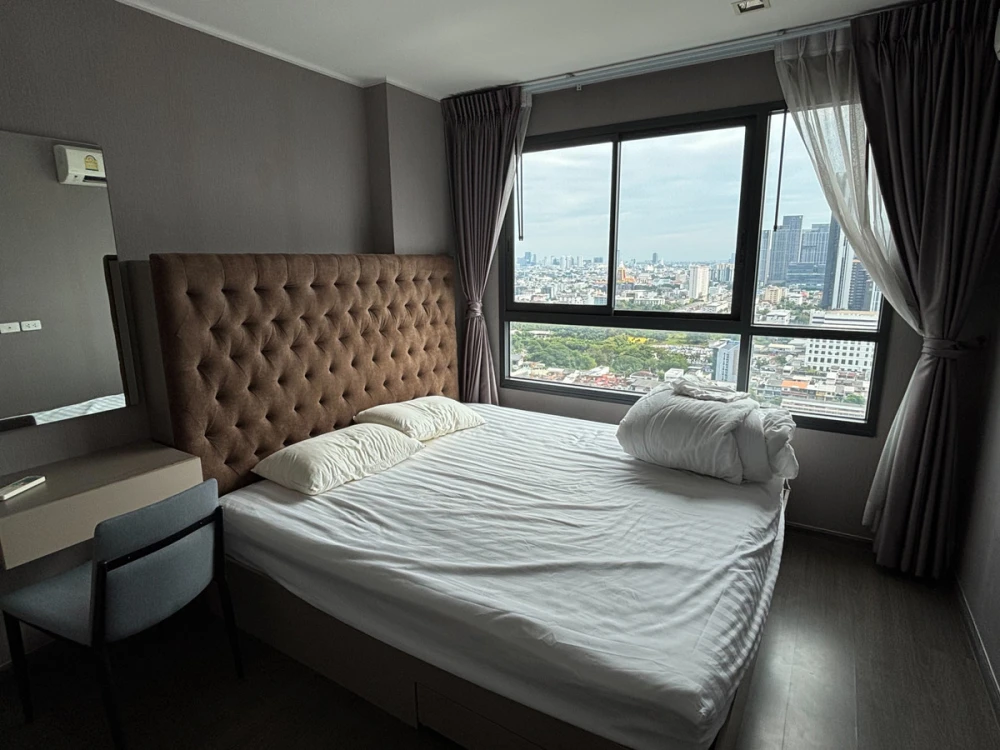 For rent: Ideo Sukhumvit 93, 27th floor, high floor with city view, spacious, fully furnished, very livable. Book now!