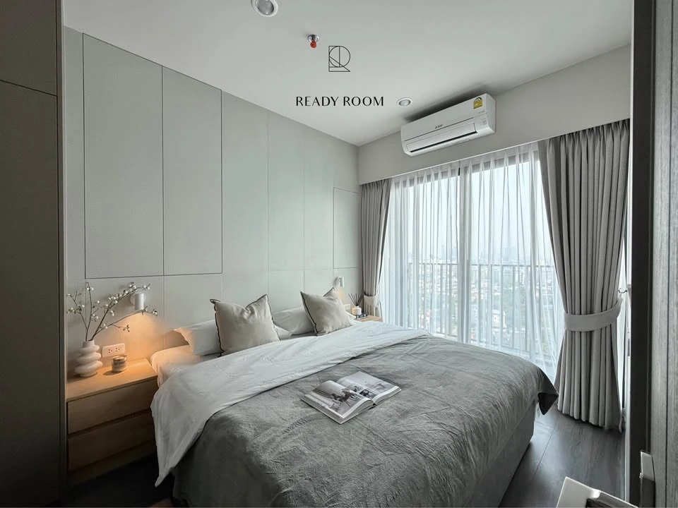 For rent: ideo Sukhumvit rama4, furnished room, ready to move in, 16th floor, high view, complete here, hurry and move in.