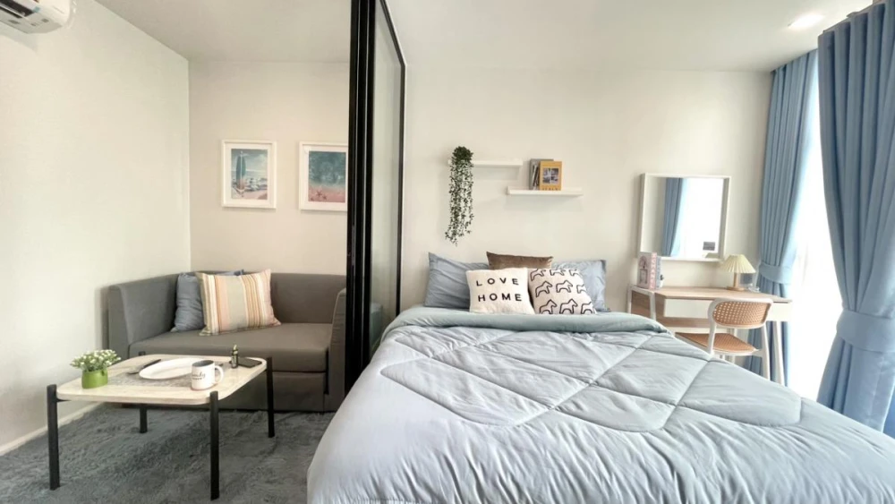 For rent: IVORY Ratchada 32, 8th floor, fully furnished unit, very livable. Book now! Limited time offer!