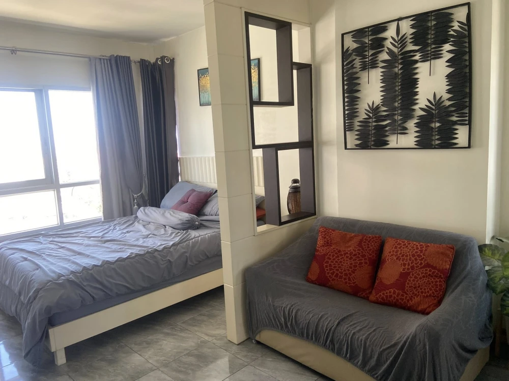 For rent: Ivy River Ratburana. A lovely room in a great location, fully furnished with all amenities. Just bring your bags and move in!