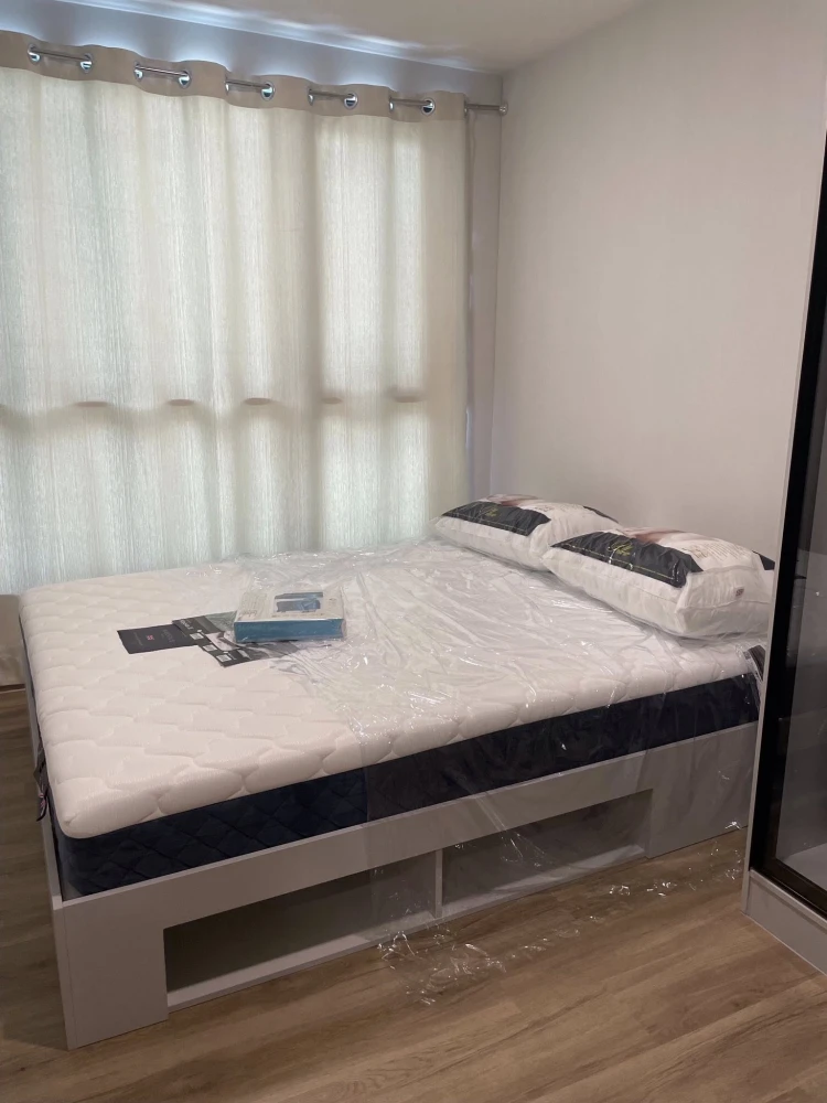 For rent: KAVE LUMINOUS BANGMOD, 1 BEDROOM EXCLUSIVE unit, pool view, fully furnished. A must-see!