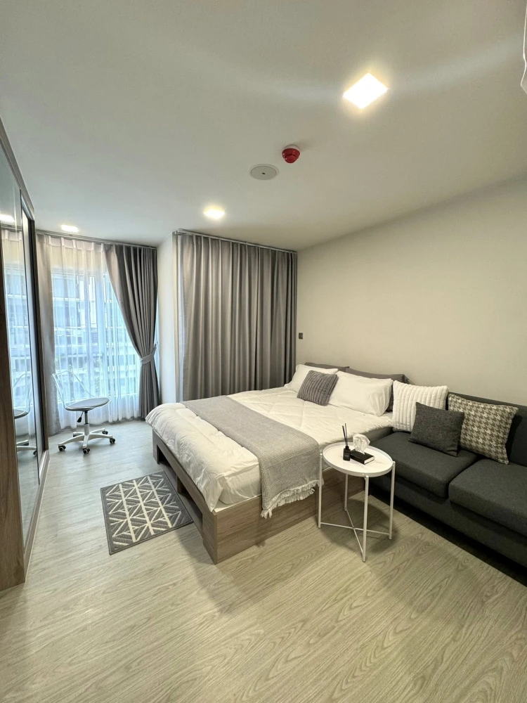 For rent Kave Town Colony, nice room, comes with furniture and appliances. Book now, don't miss it.