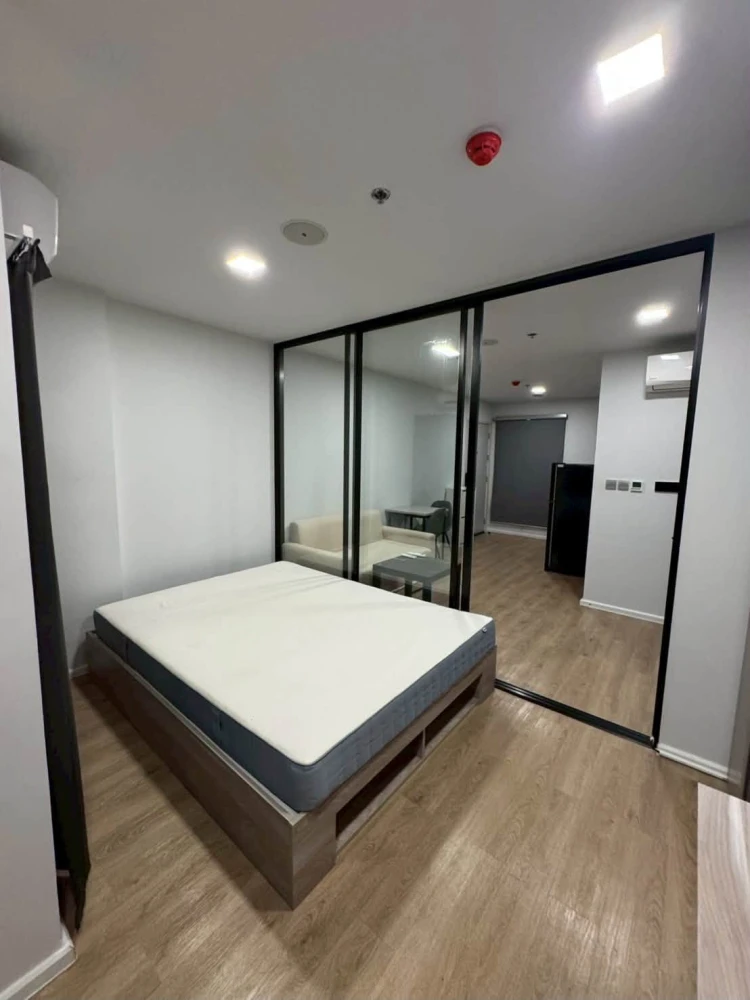 For rent: Kave TU corner unit offering privacy. Fully furnished, just bring your bags and move in!