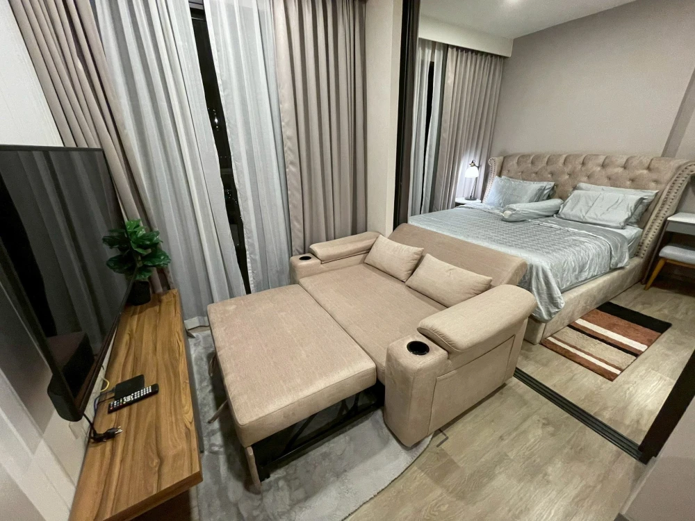 For rent: KEEN Centre Sriracha, 1 bedroom, 1 bathroom, decorated in a cool theme, comes with complete furniture. Reserve now!
